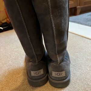 UGG Australia Gray Boots